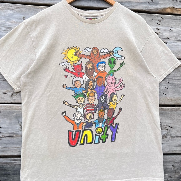 Teen Hearts Unity Diversity Graphic Tee Tan Size Large - Picture 2 of 4